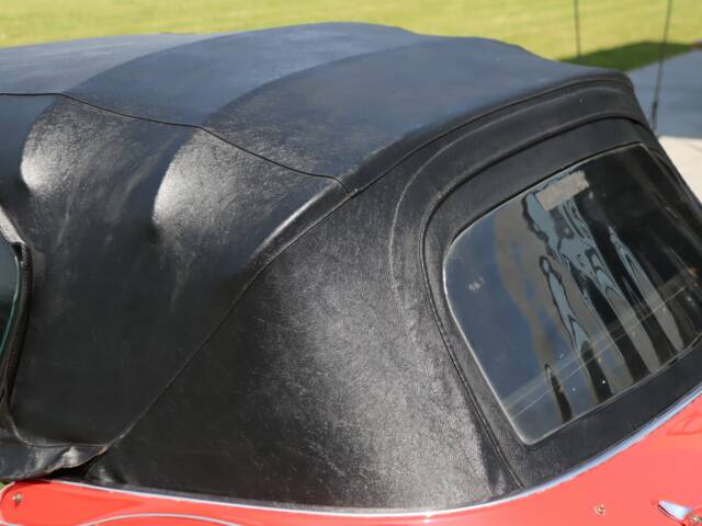 Austin-Healey 3000 Mk III (BJ8)