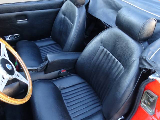 Triumph Spitfire 1500 - 15