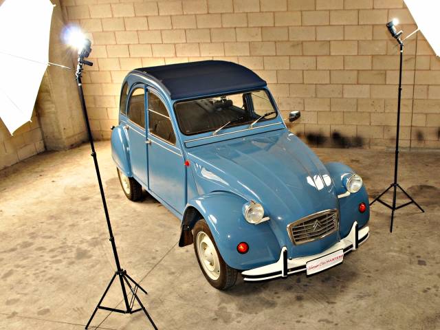 Citroën 2 CV Classic Cars for Sale - Classic Trader