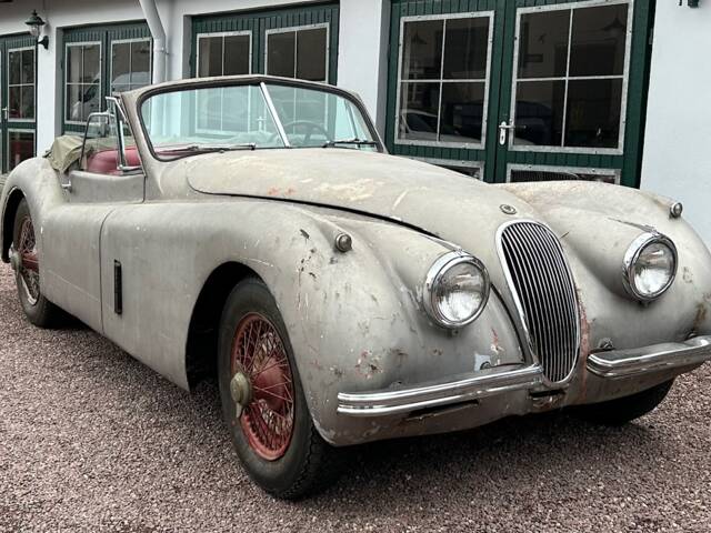 Image 1/16 de Jaguar XK 120 DHC (1950)