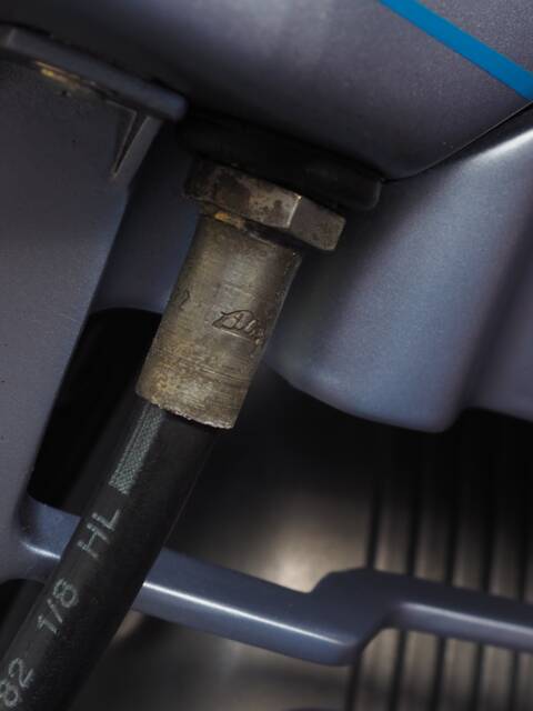 BMW R 100 RS - OLD stock ATE remslangen, orgineler kan het bijna niet