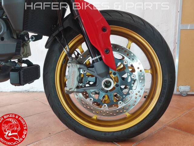 Ducati Hypermotard 950