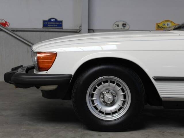 Mercedes-Benz 380 SL