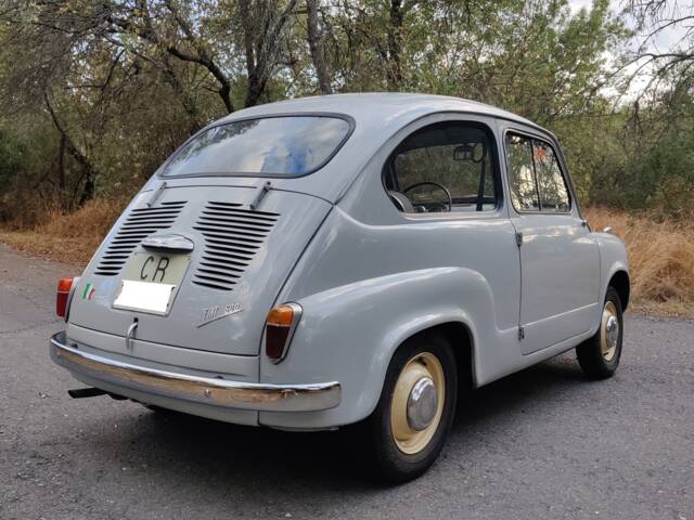 FIAT 600