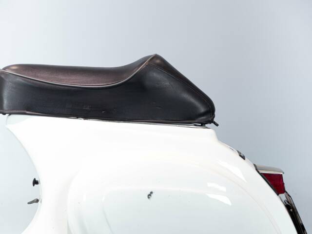 Piaggio Vespa 50 N Special