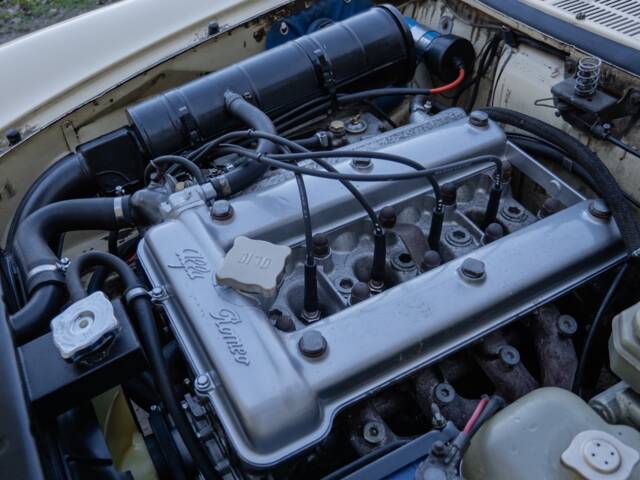 Alfa Romeo 2000 Spider Veloce