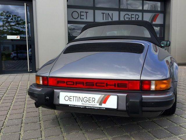 Porsche 911 Carrera 3.2