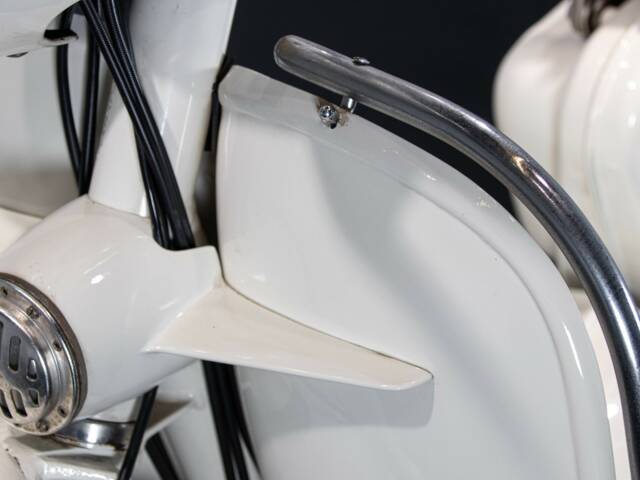 Aermacchi Zeffiro 125