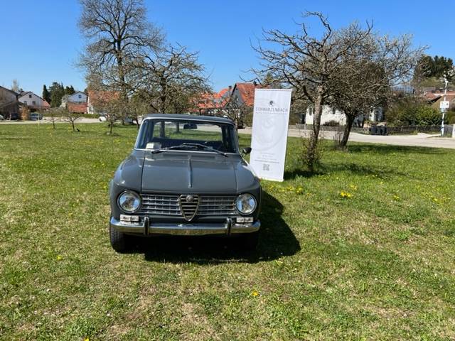Alfa Romeo Giulia 1300 TI