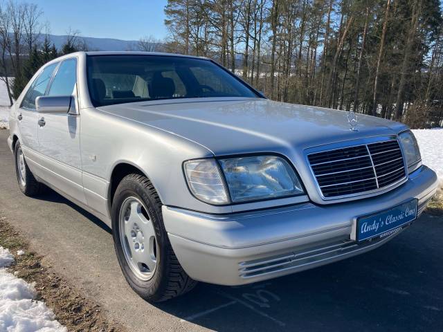 Mercedes-Benz S 320
