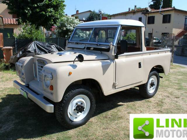 Image 1/10 of Land Rover 88 (1978)
