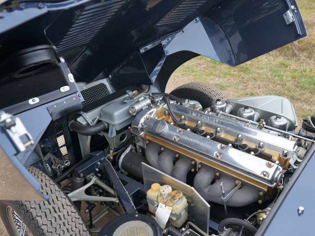 Jaguar E-Type 3.8