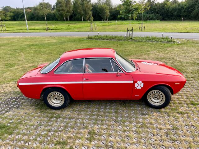 Alfa Romeo Giulia GTA 1300 Junior