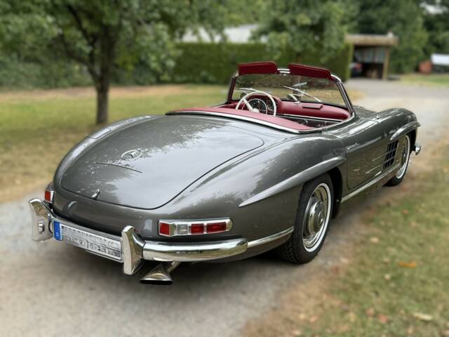 Mercedes-Benz 300 SL Roadster