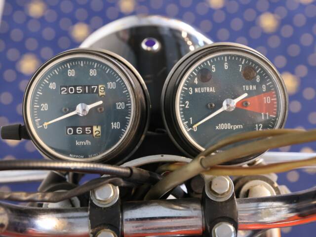 Honda CB 200