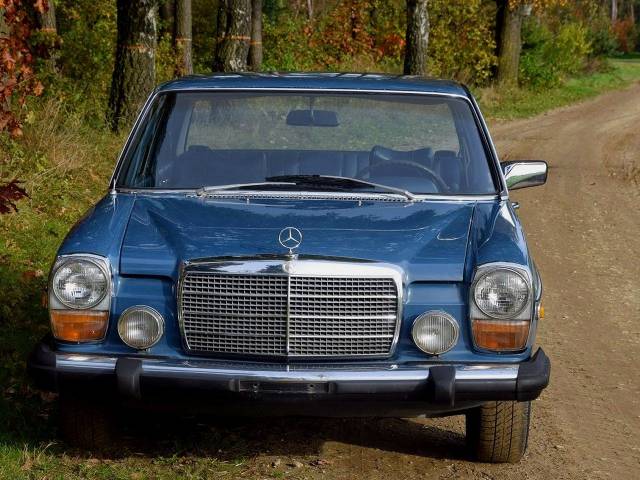 Mercedes-Benz 280