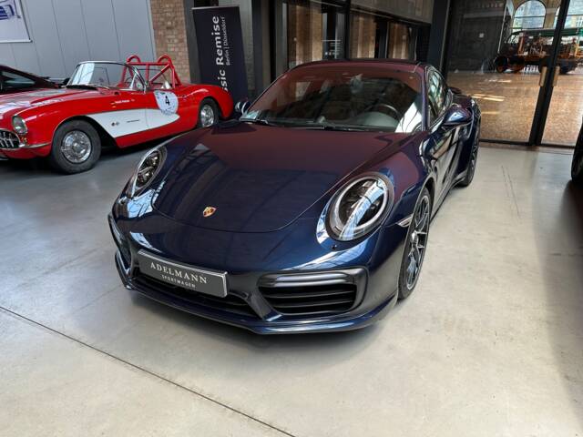 Immagine 1/14 di Porsche 911 Turbo S (2018)