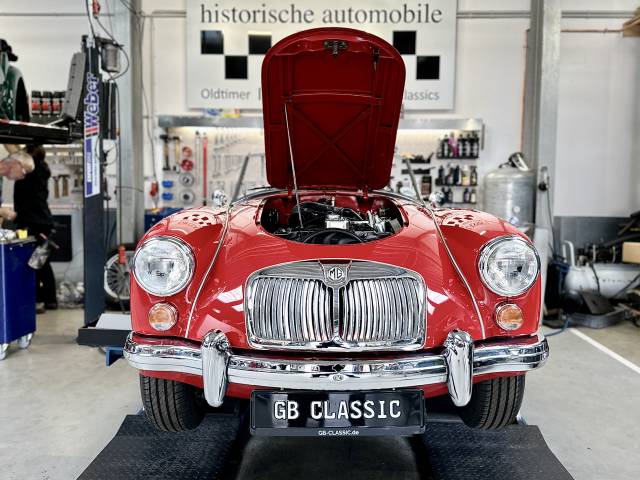 MG MGA 1600