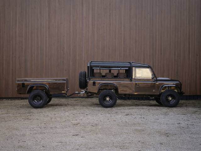 Land Rover 110