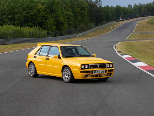 Image 1/50 of Lancia Delta HF Integrale Evoluzione II &quot;Giallo Ginestra&quot; (1994)