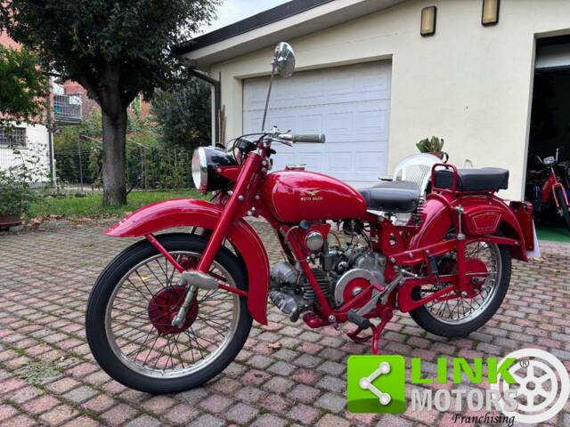 Image 1/10 of Moto Guzzi DUMMY (1951)