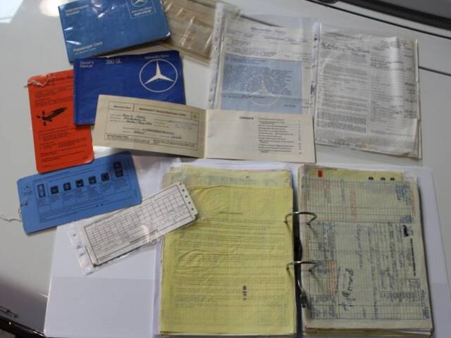 Mercedes-Benz 380 SL