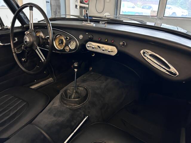 Austin-Healey 3000 Mk II (BJ7)