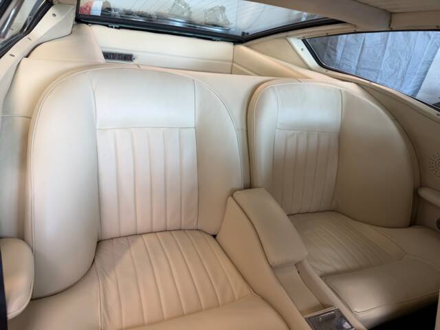 Maserati Indy 4200