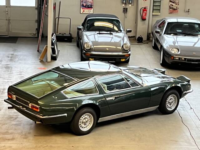 Maserati Indy 4200