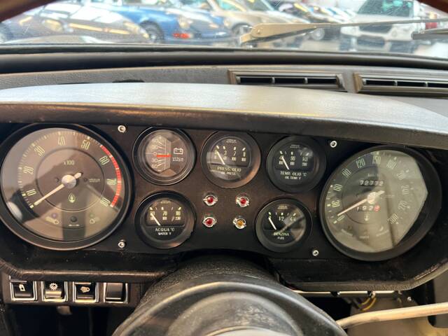 Maserati Indy 4200