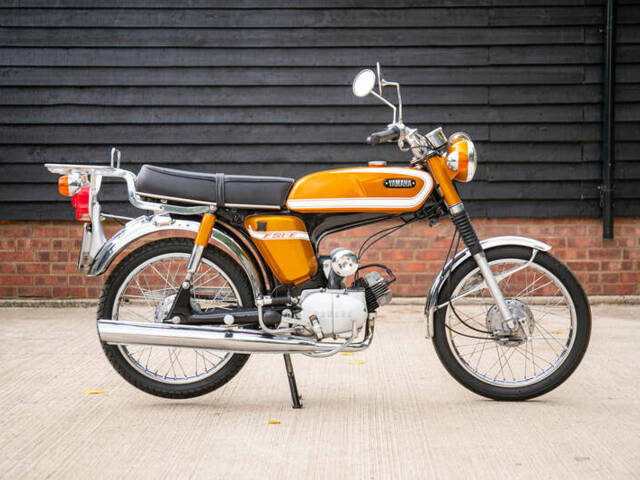 Image 1/23 of Yamaha DUMMY (1974)