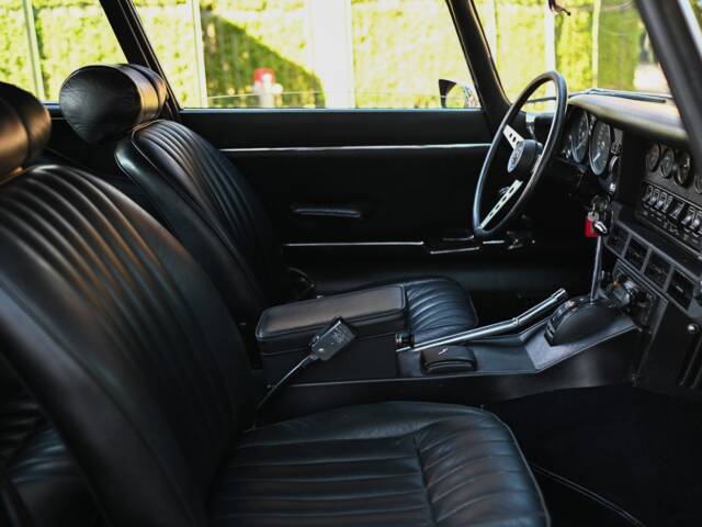 Jaguar E-Type V12 (2+2)