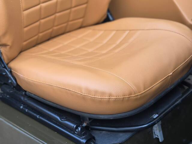 Land Rover 90