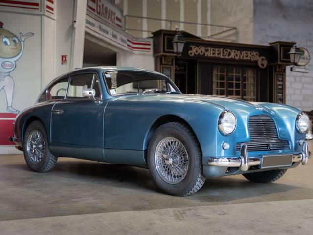 Aston Martin DB 2/4 Mk I