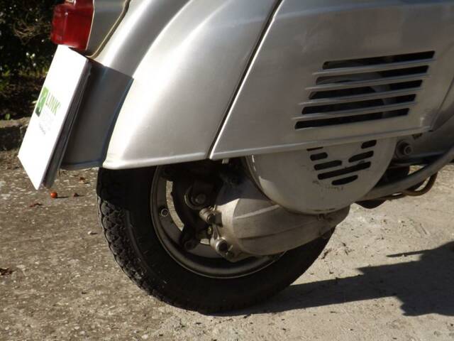 Piaggio Vespa 125 Primavera