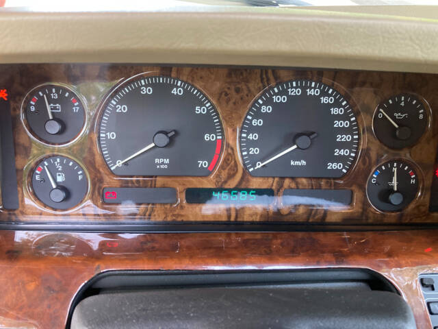 Jaguar XJ12 6.0