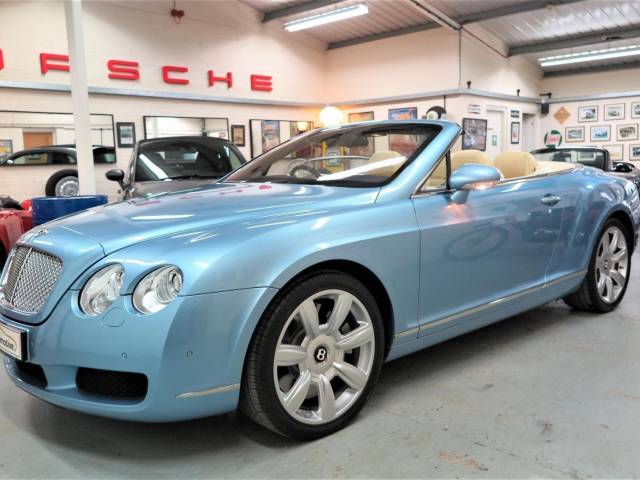 Bentley Continental GTC