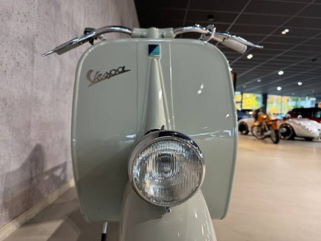 Piaggio Vespa 125