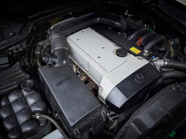 Mercedes-Benz SL 280