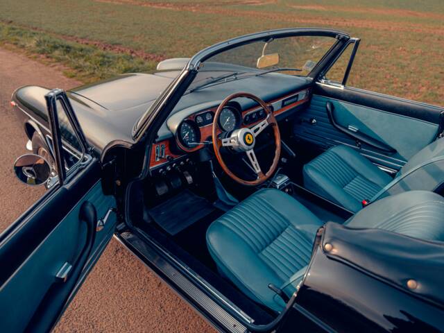 Ferrari 275 GTS