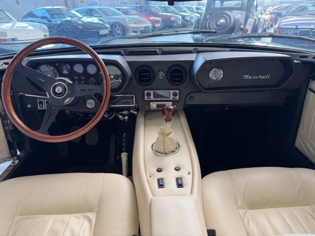 Maserati Indy 4200