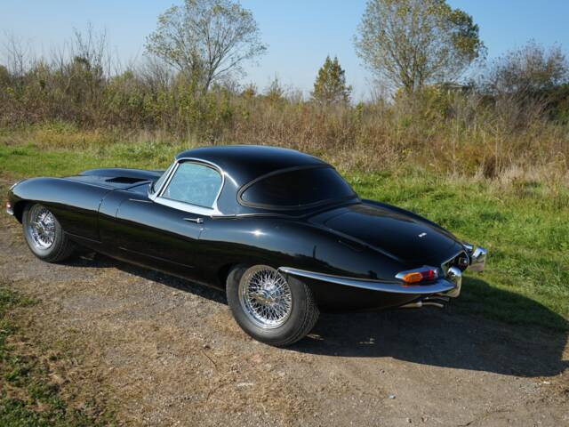 Jaguar E-Type 3.8