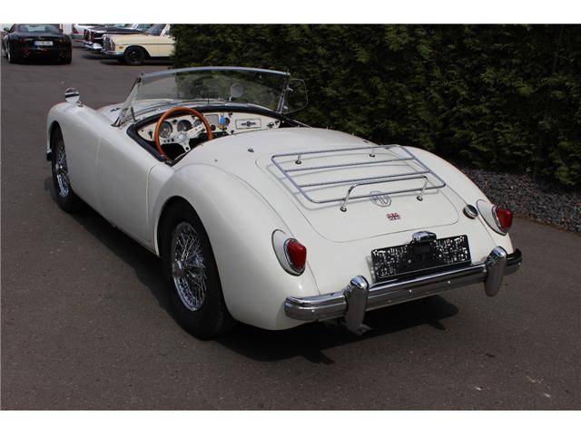 MG MGA 1500