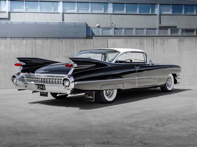 Cadillac Coupe DeVille