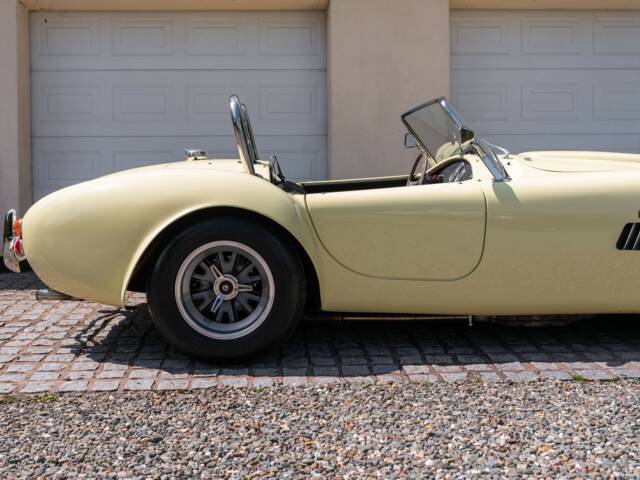 AC Cobra 289