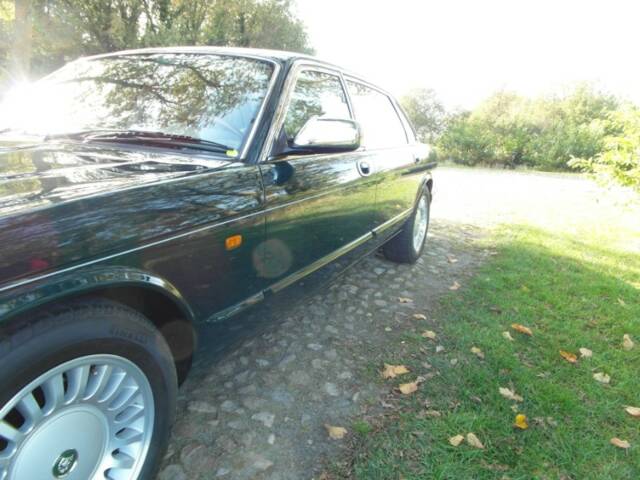 Jaguar XJ12 6.0
