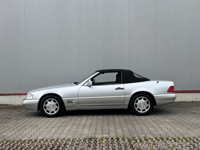 Mercedes-Benz SL 320