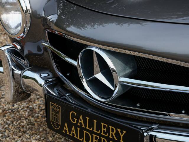 Mercedes-Benz 190 SL