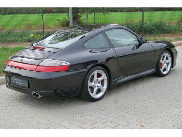 Porsche 911 Carrera 4S