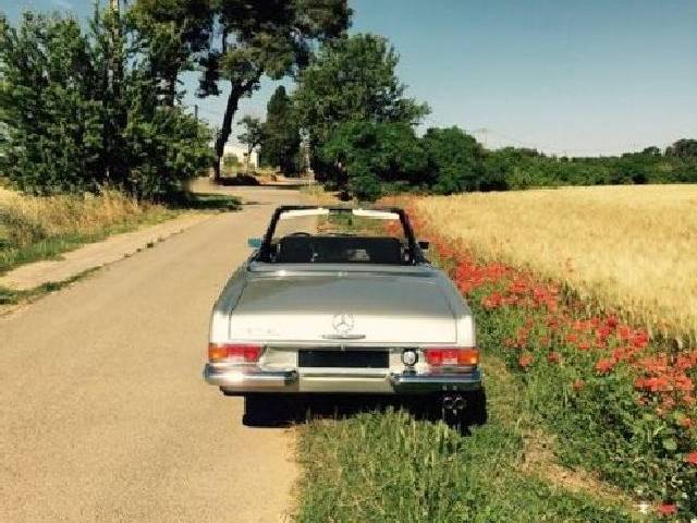 Mercedes-Benz 280 SL